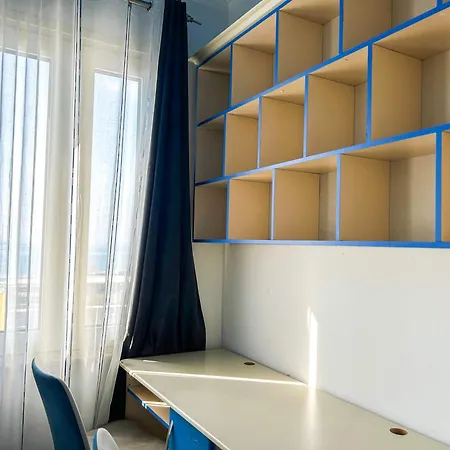 Driftwood Luxury * Durrës