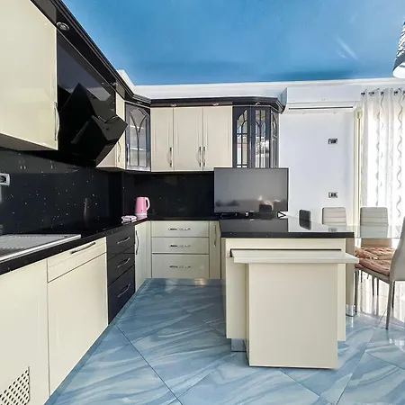 Driftwood Luxury Durrës
