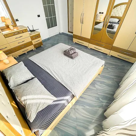 Driftwood Luxury * Δυρράχιο